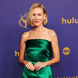 Naomi Watts Says She Started Hiding Her Thighs After a Trainer Called Her Fleshy 805