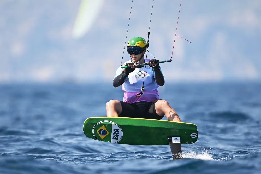 Olympic Kite Surfer Bruno Lobo Rescues Drowning Woman in Dramatic Video