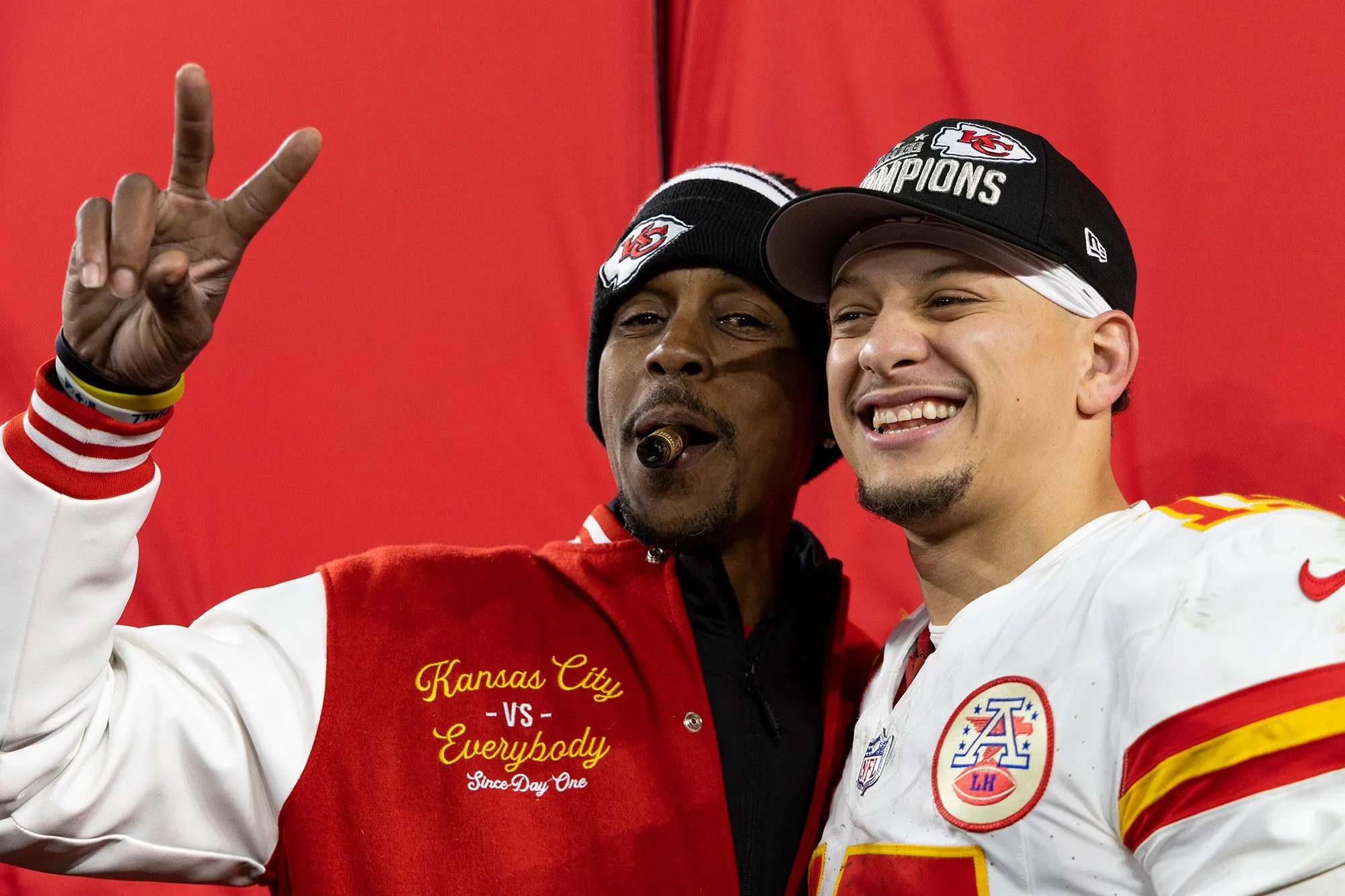 Patrick Mahomes Dad Throws Shade at Bills Fans After AFC Championship