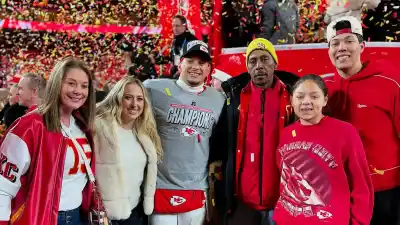 Patrick Mahomes Reunites With His Parents Brother After Championship Win