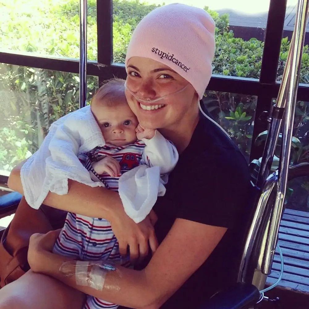 Scamanda Docuseries How Did Amanda Riley Pull Off Shocking Cancer Hoax Producer Explains All 185