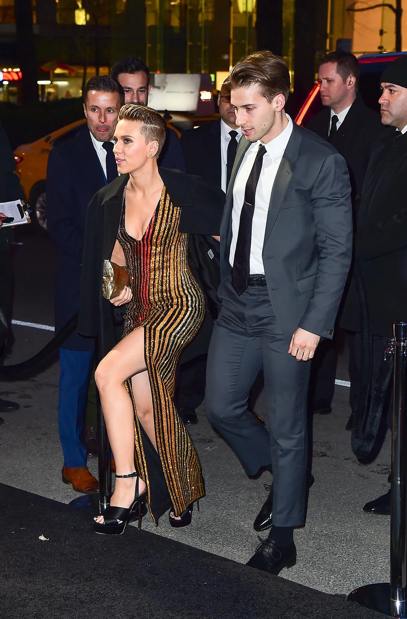 Scarlett Johannson Makes Rare Mention of Twin Brother Hunter During Today Show Stint