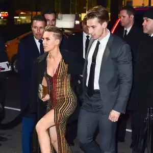 Scarlett Johannson Makes Rare Mention of Twin Brother Hunter During Today Show Stint