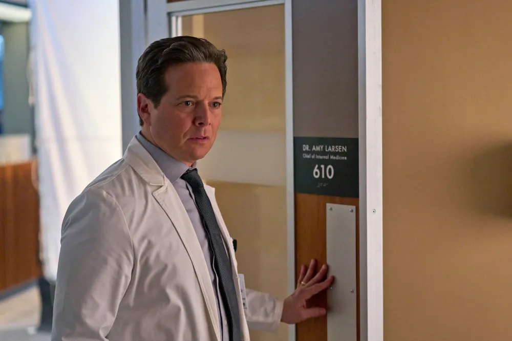 Scott Wolf Diagnoses Family Members to Their Great Annoyance After Playing 4 Different TV Doctors
