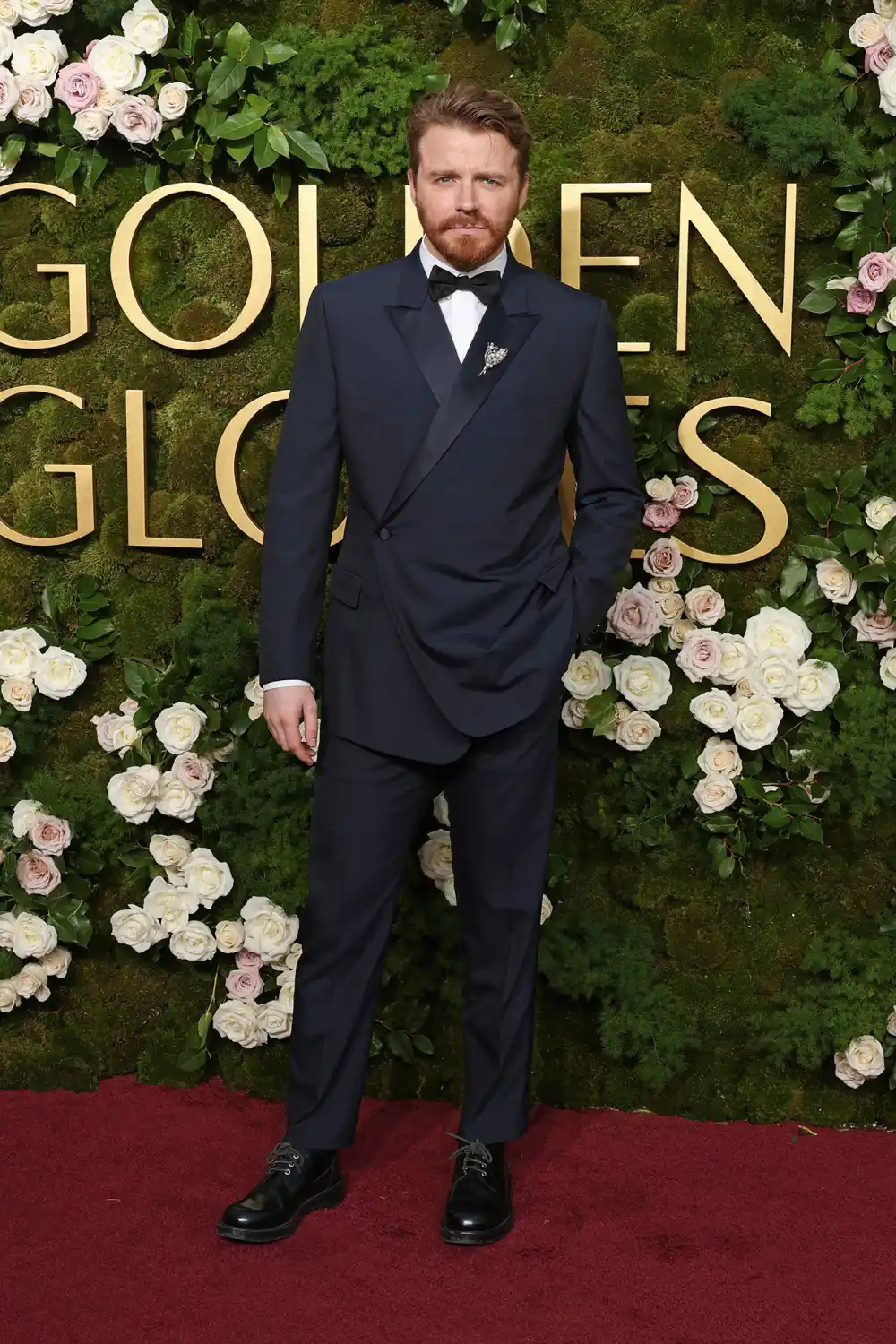 Stars Who Walked the 2025 Golden Globes Red Carpet Solo