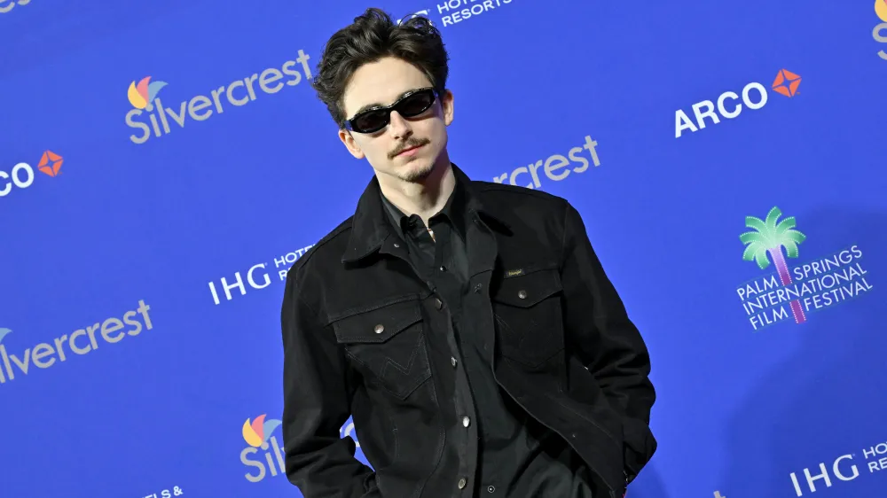 PALM SPRINGS, CALIFORNIA - JANUARY 03: Timoth&eacute;e Chalamet attends the 36th Annual Palm Springs International Film Festival Film Awards at Palm Springs Convention Center on January 03, 2025 in Palm Springs, California. (Photo by Axelle/Bauer-Griffin/FilmMagic)