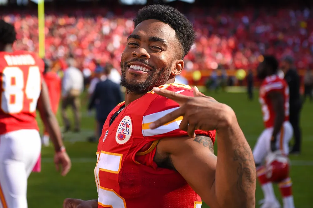 Travis Kelce Faked Being Late to Team Hotel So Teammate Wouldnt Be Fined