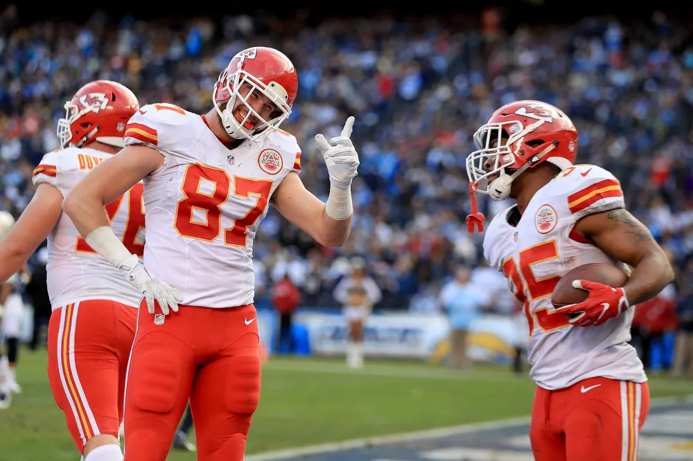 Travis Kelce Faked Being Late to Team Hotel So Teammate Wouldnt Be Fined