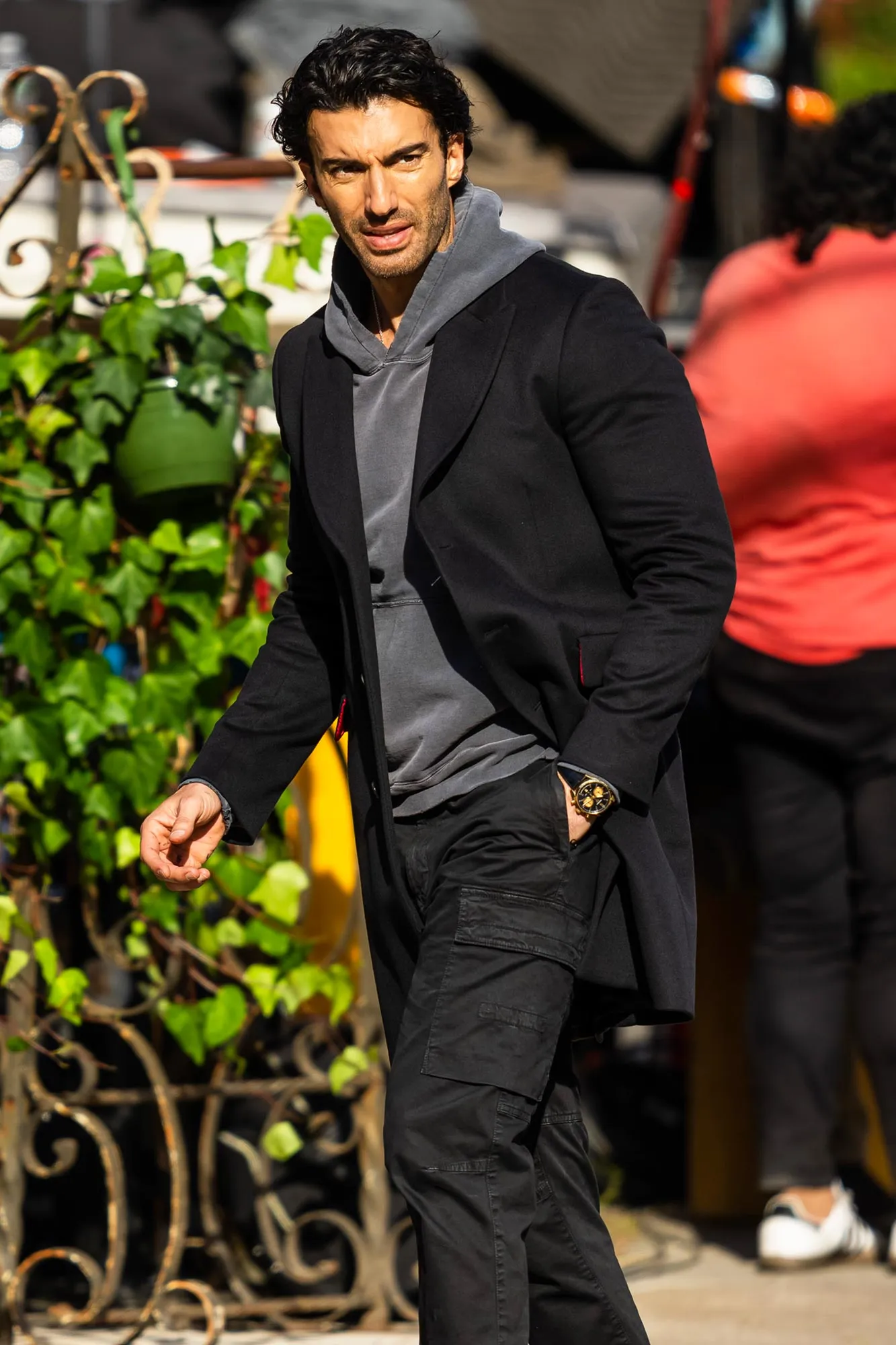 Luxury Handbag Shoppings 5 Hot Stories Justin Baldoni Speaks Ou nside Former Bachelor Matt James Split