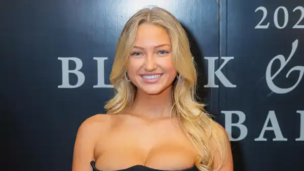 Viral Ring Girl Sydney Thomas Says College Football Coach Slid Into DMs