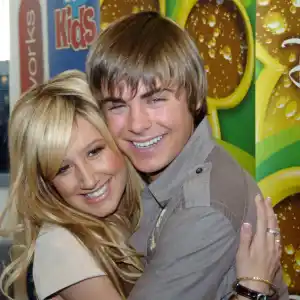 ashley tisdale daughter zac efron dad 74752642