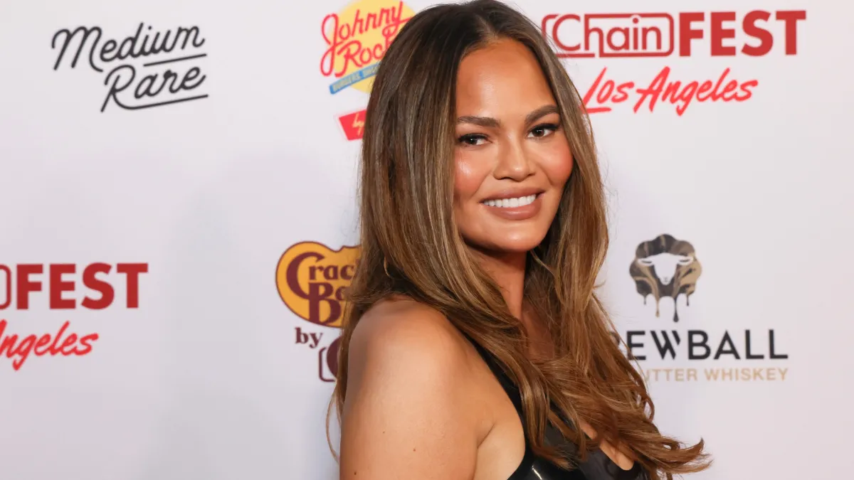 Chrissy Teigen attends 2024 ChainFEST Los Angeles VIP Night at Skylight Row on October 05, 2024 in Los Angeles, California
