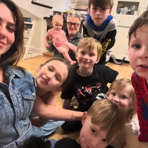 hilaria baldwin toilet seat