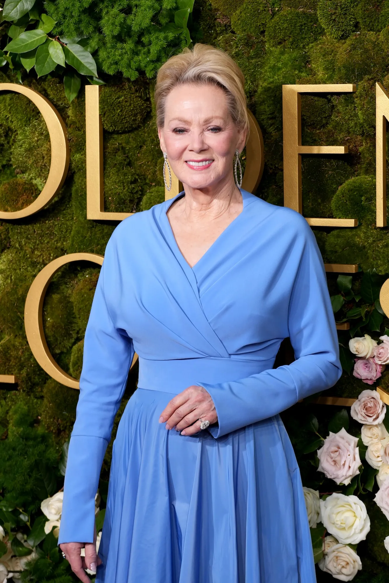 Jean Smart Urges TV Networks Not to Air Hollywood Awards Amid L.A. Fires