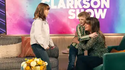 Kelly Clarkson Kids River and Remy Are All Grown Up in Talk Show Chat