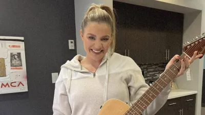 lauren alaina pregnant