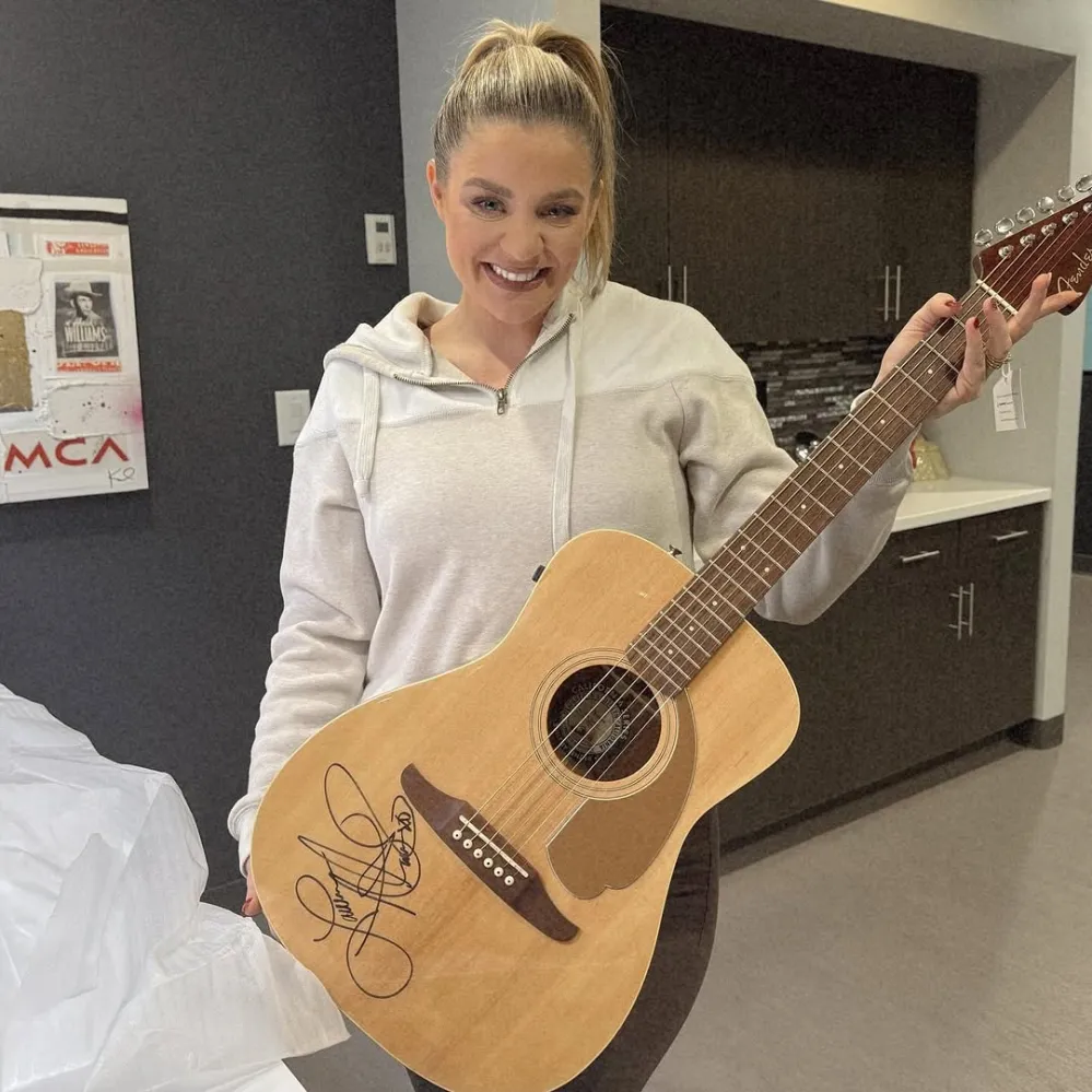 lauren alaina pregnant