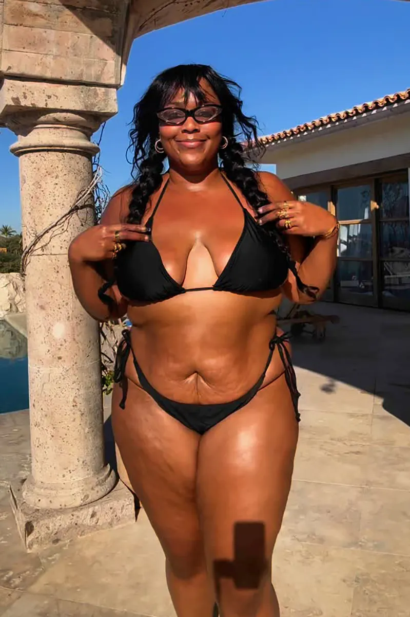 Lizzo Rings in 2025 With Skimpy Bikini Snap