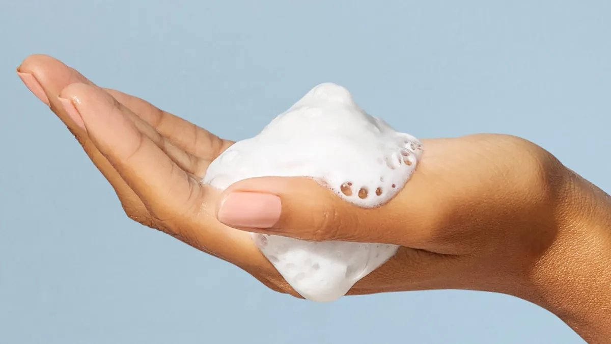 method-dream-foam-foaming-body-wash