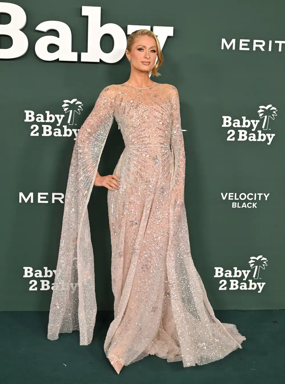 Paris Hilton Documents Emotional Visit to Burned Down L.A. Replica Luxury Handbag