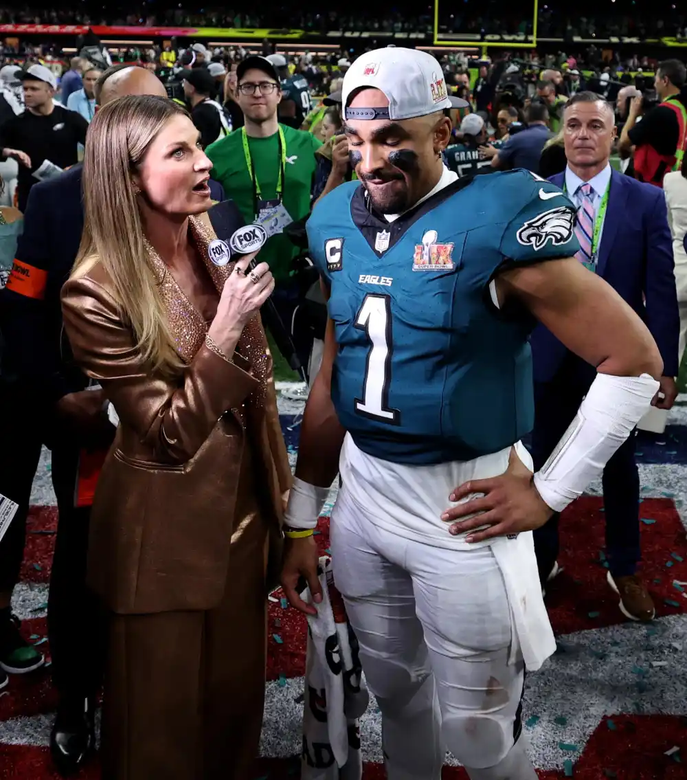 Erin Andrews 2025 Super Bowl Outfit Was Inspired by Taylor Swift