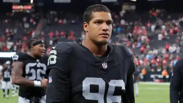 Isaac Rochell Retires from NFL