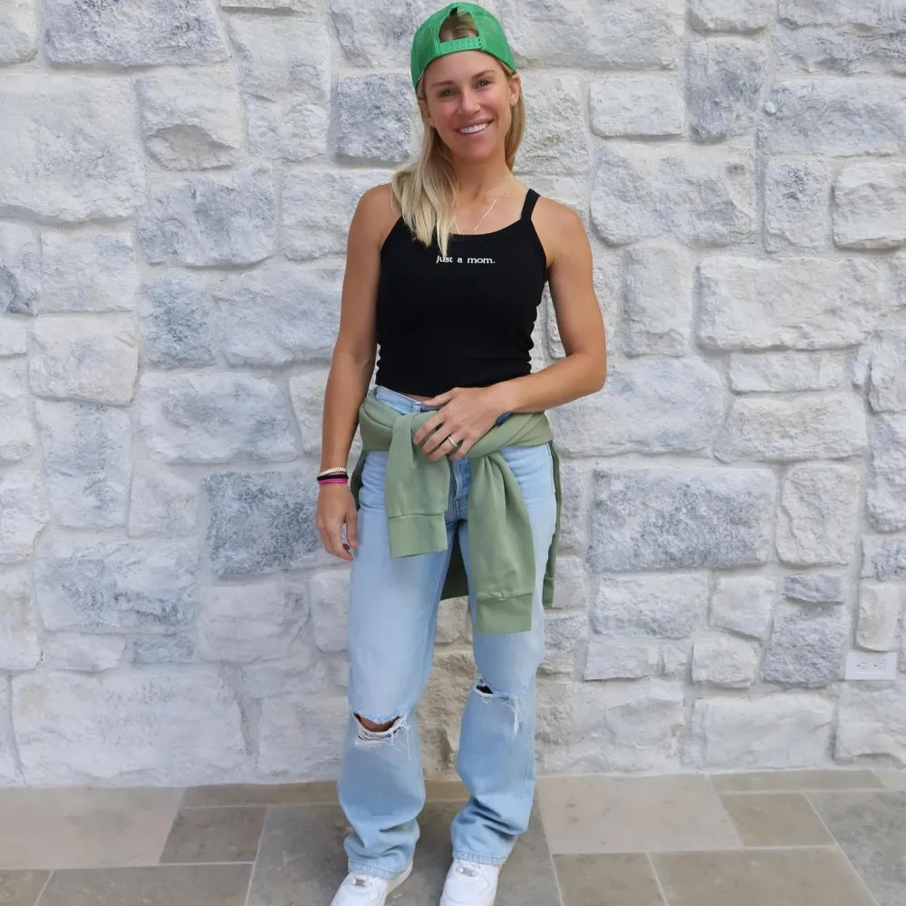 Kelly Stafford Recalls the Heat She Got From Swifties After Making Taylor Swift Criticism