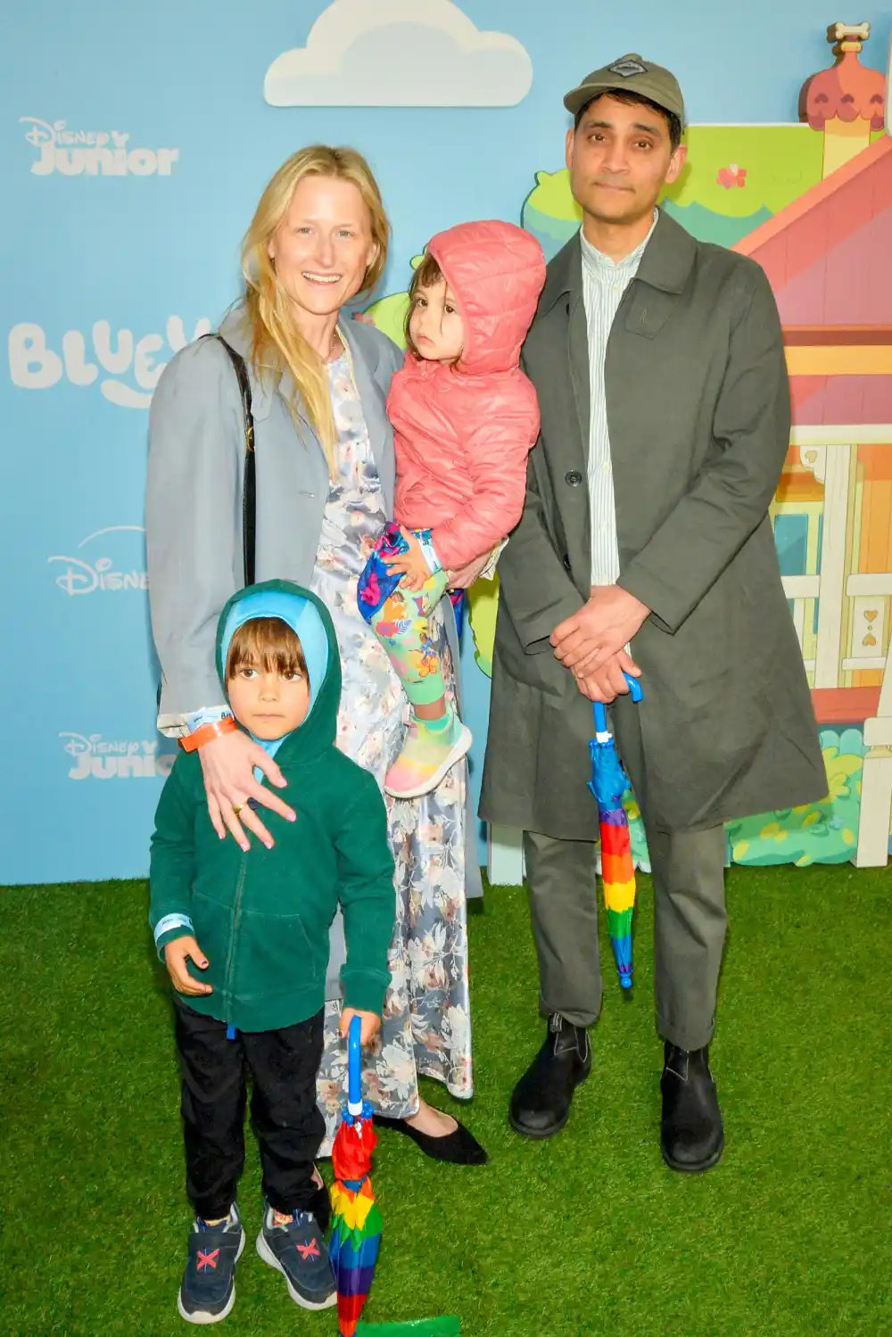 Who Is Mamie Gummer 5 Things to Know About Meryl Streeps Daughter After She Filed for Divorce