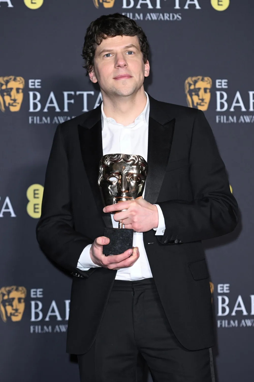 Kieran Culkin Skips Baftas Because of Family Member Whos Quite Sick