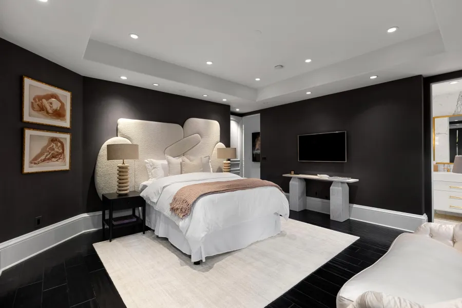 Kris Jenner Selling Iconic KUWTK Mansion