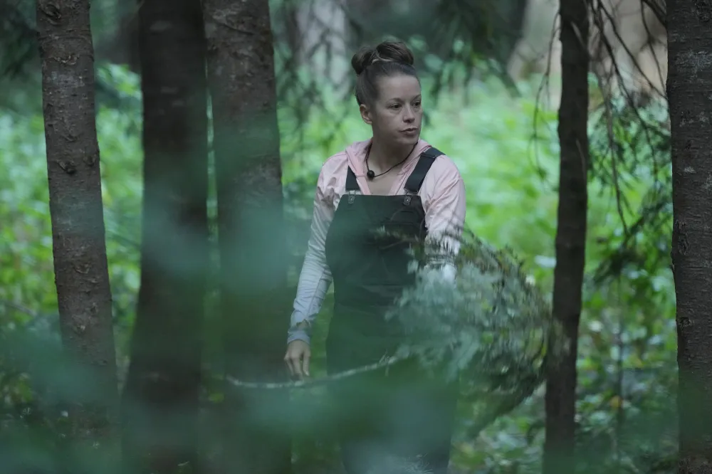 Survivalist Megan Hine Breaks Down Behind the Scenes Secrets of Extracted