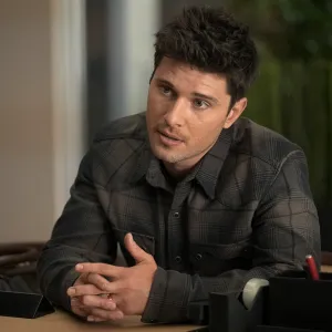 9-1-1 Lone Star Ronen Rubinstein Reveals TK and Owen Story Line He is Upset They Could not Explore