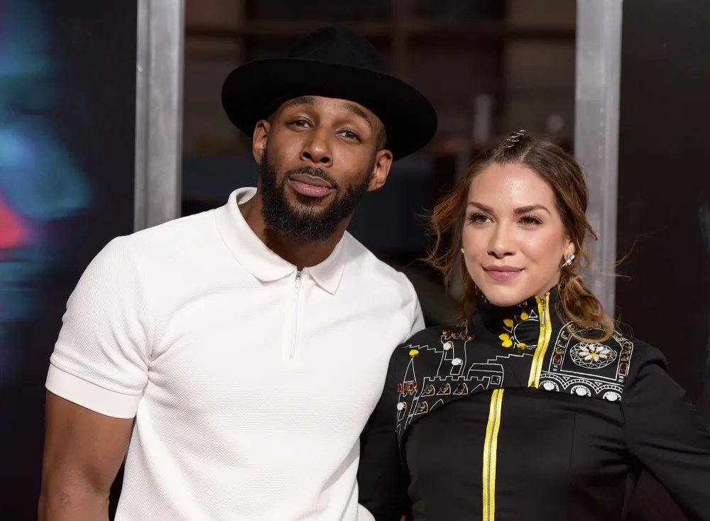 Allison Holker escribe que tWitch busc&oacute; en Google la l&iacute;nea de ayuda para suicidios meses antes de su muerte