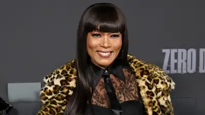 Angela Bassett Recalls Friendship and Bonding of Filming Waiting to Exhale 30 Years Later