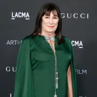 Anjelica Huston Bio