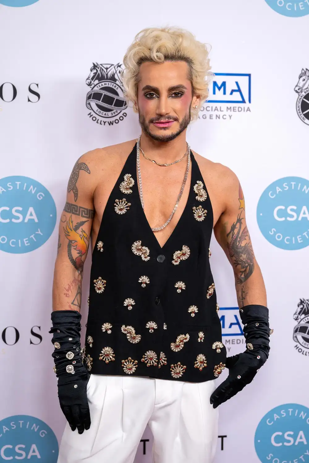 Ariana Grandes Brother Frankie Says No Ones Making Plans for Oscars Night