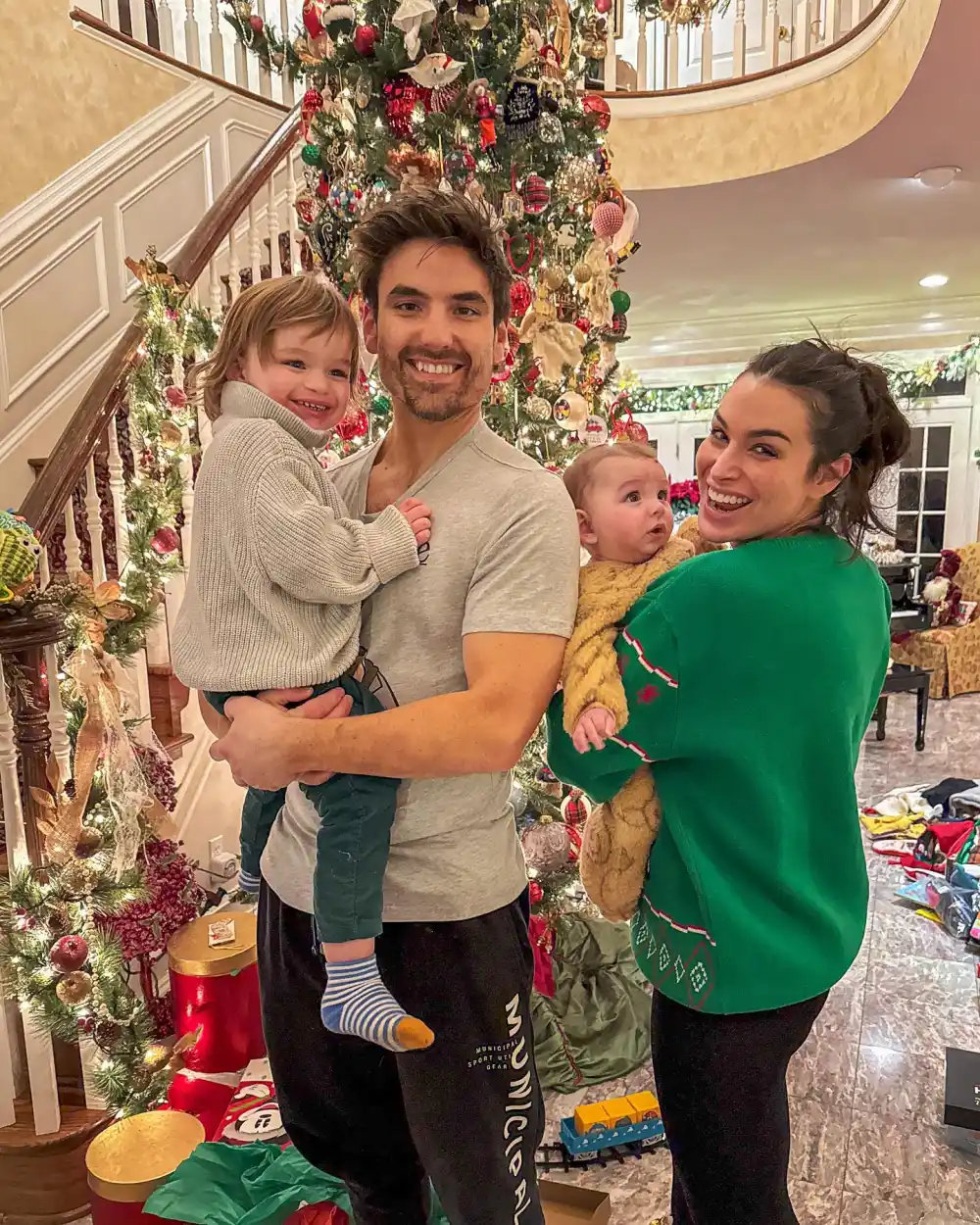 Bachelor Nation Celebrates Valentine s Day With the Most Heartfelt Love Letters to Their Partner 247 Ashley Iaconetti Haibon and Jared Haibon