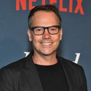 Barry Watson Talks Finding Out About Dad’s Death During L.A. Fire Evacuation