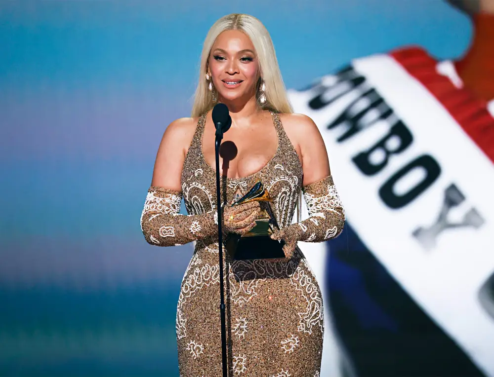 Beyonce Gives Sweet Shout Out to Her Jay Z Daughter Rumi After 2025 Grammys Win