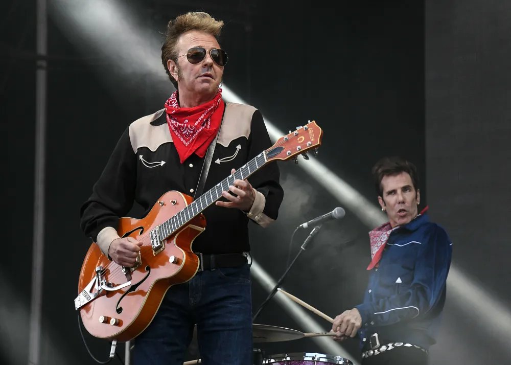 Brian Setzer Reveals He Can No Longer Play Guitar Due to Autoimmune Disease