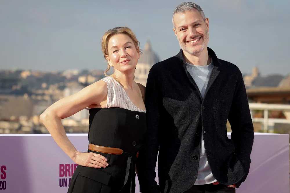 Bridget Jones Director Says Renee Zellweger Came to Set in Character
