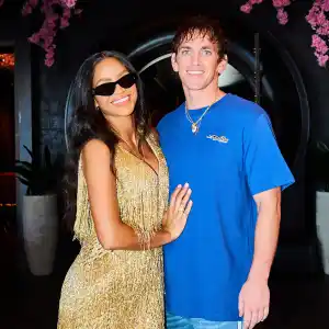 Cassie Ventura Is Pregnant Expecting Baby No 3 With Husband Alex Fine