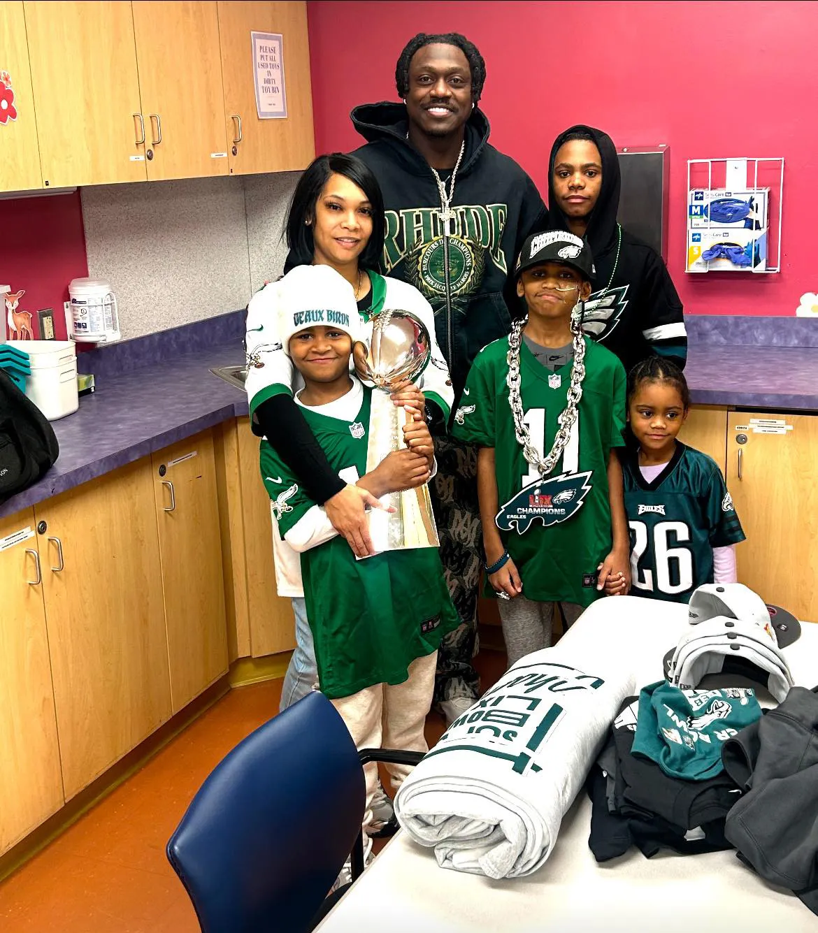 Eagles AJ Brown Visits 10 Year Old Who Protected Sister From Philadelphia Plane Crash Debris
