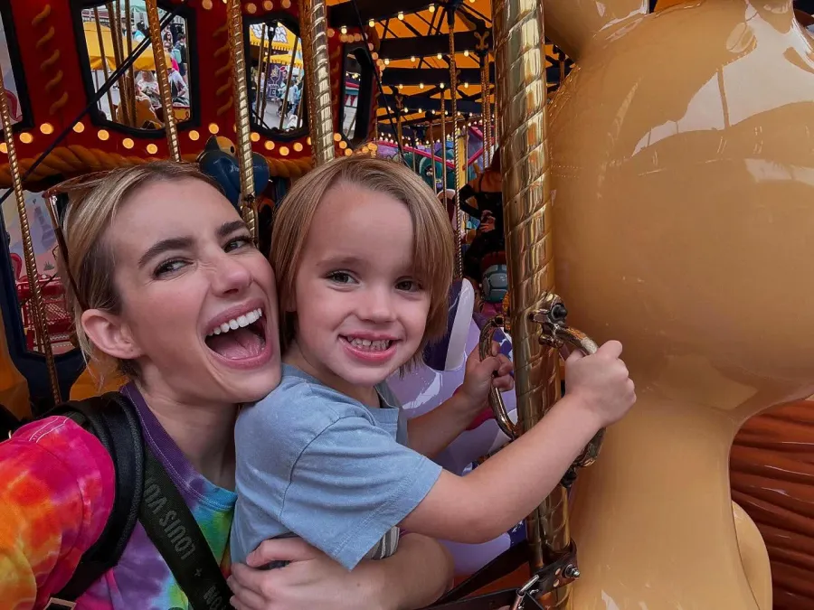 Emma Roberts and Garrett Hedlund s Cutest Family Moments Photos 481 Disney Days