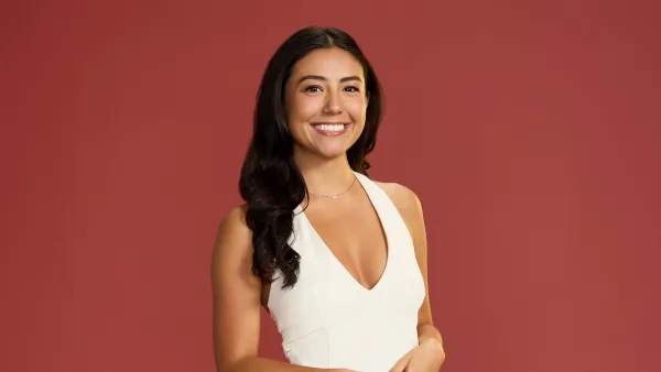 Every Time Bachelor Nation Stars Left Before the Final Rose Ceremony Rose Sombke