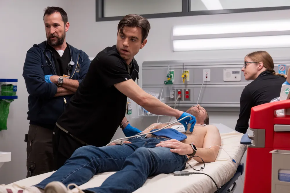 Everything Noah Wyle Has Said About How The Pitt Is Different From ER