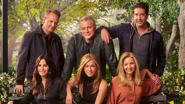 Everything the Friends Cast Has Said About Their Real Life Relationship With Jennifer Aniston