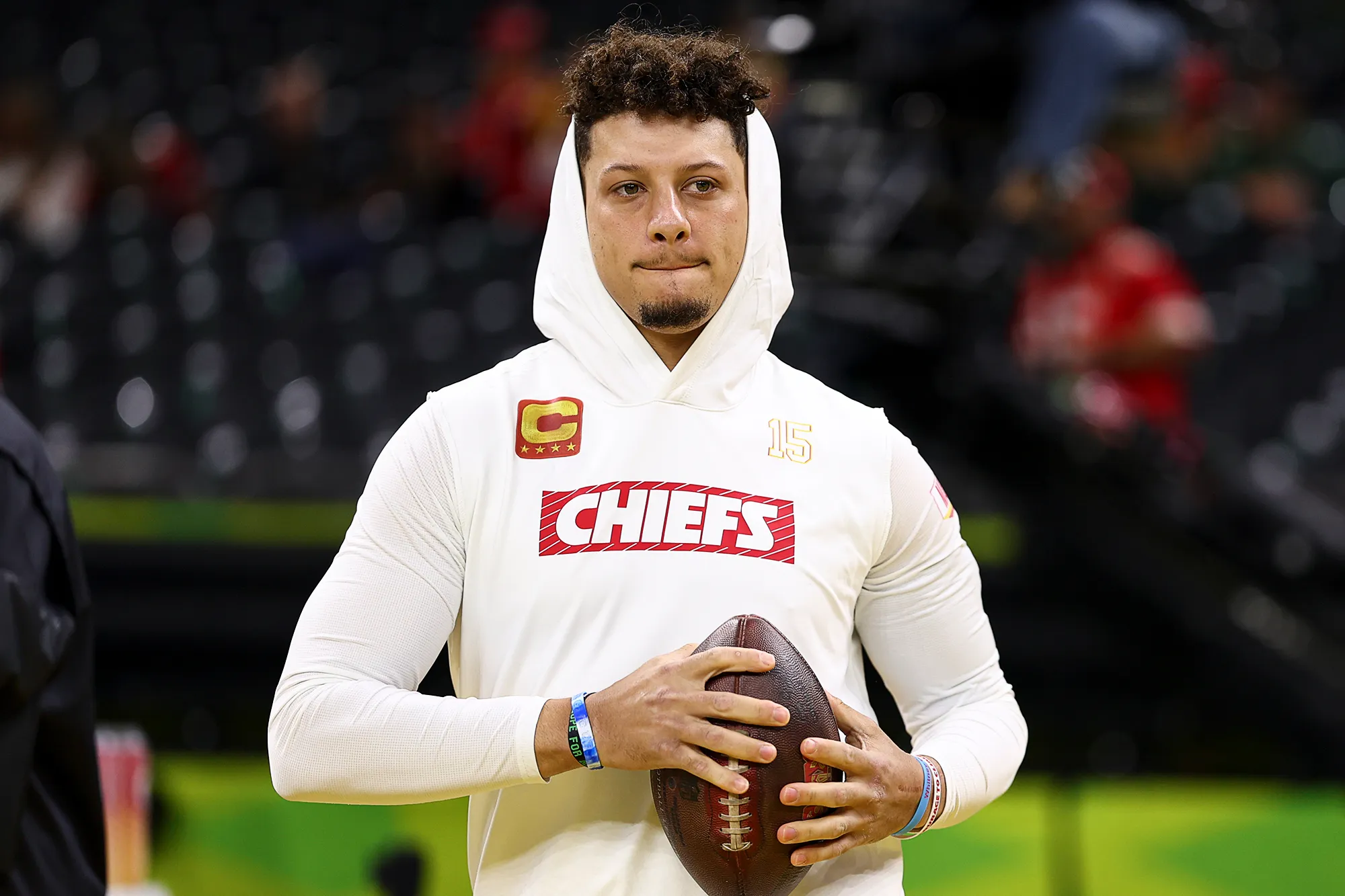 Fans Think Nike Is Trolling Patrick Mahomes With New Philadelphia Eagles Muppet Ad Post Super Bowl
