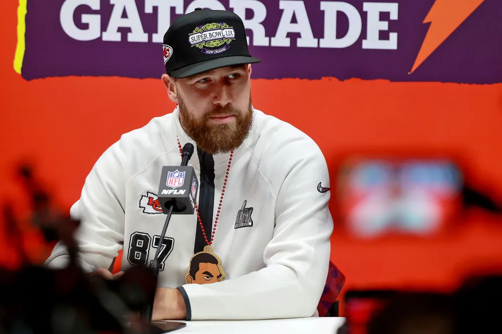 Feature Travis Kelce Says No About Having Kanye on His Pump Up playlist