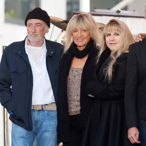 Fleetwood Mac s Rumours Turns 48 The Stories Behind Every Classic Song 731